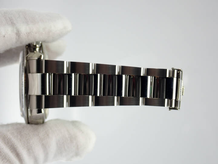 ロレックス デイトナ Ref.116520 ブラック文字盤 中古 daytona-591-2