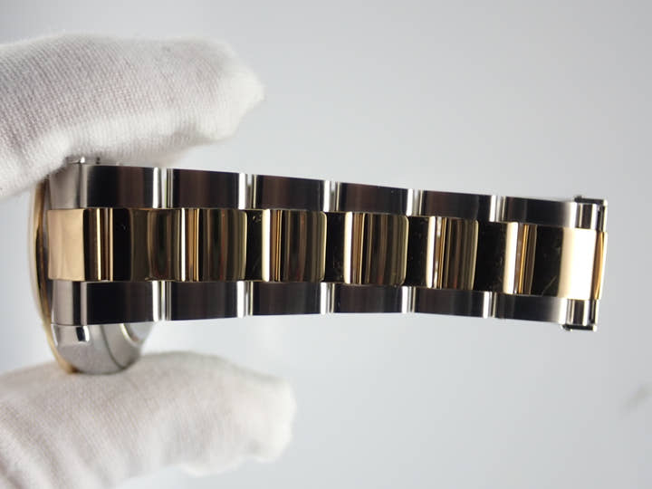 ロレックス デイトナ Ref.116523NA ホワイトシェル文字盤 中古 daytona-600