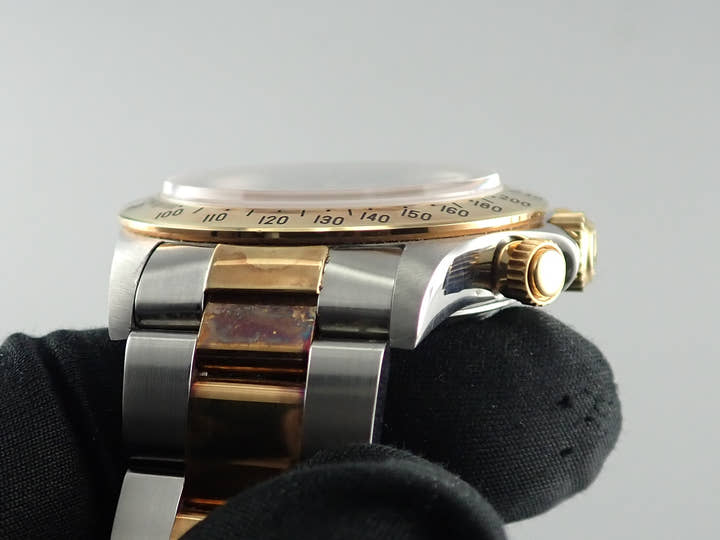 ロレックス デイトナ Ref.16523 ブラック文字盤 中古 daytona-650