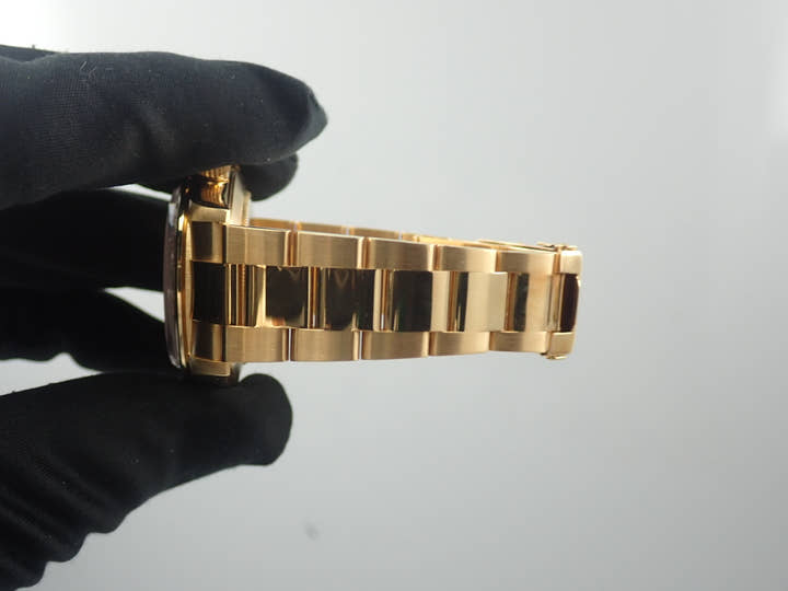 ロレックス デイトナ Ref.16528 シャンパン文字盤 中古 daytona-715