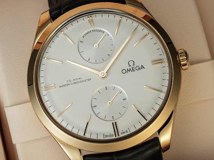 オメガ デ・ヴィル トレゾア コーアクシャル マスター クロノメーター パワーリザーブ 40MM Ref.435.53.40.22.02.001 シルバー文字盤 中古 2AYA8393