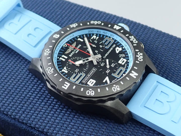 ブライトリング エンデュランス プロ Ref.X82310281B1S1(X82310) ブラックxライトブルー文字盤 美品 0C506541