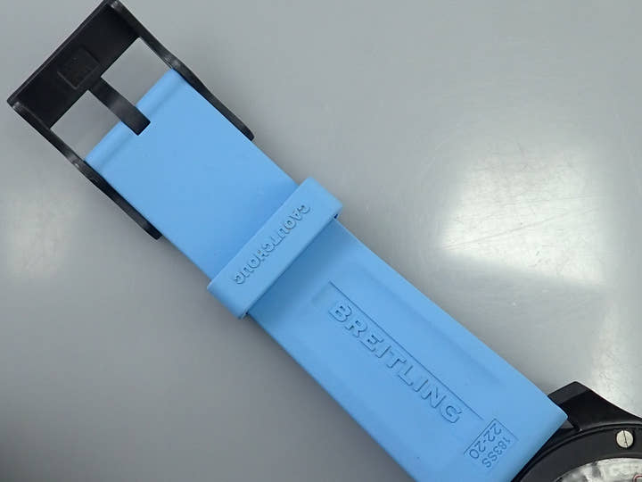 ブライトリング エンデュランス プロ Ref.X82310281B1S1(X82310) ブラックxライトブルー文字盤 美品 0C506541