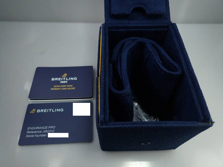 ブライトリング エンデュランス プロ Ref.X82310281B1S1(X82310) ブラックxライトブルー文字盤 美品 0C506541
