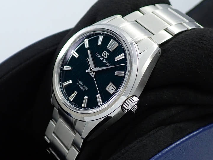 グランドセイコー ディズニー 100 リミテッドエディション Ref.SLGH025 グリーン文字盤 未使用 A6J1LRSF