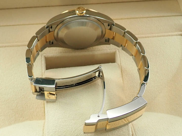 ロレックス エクスプローラー36 Ref.124273 ステンレススチール/イエローゴールド ブラック文字盤