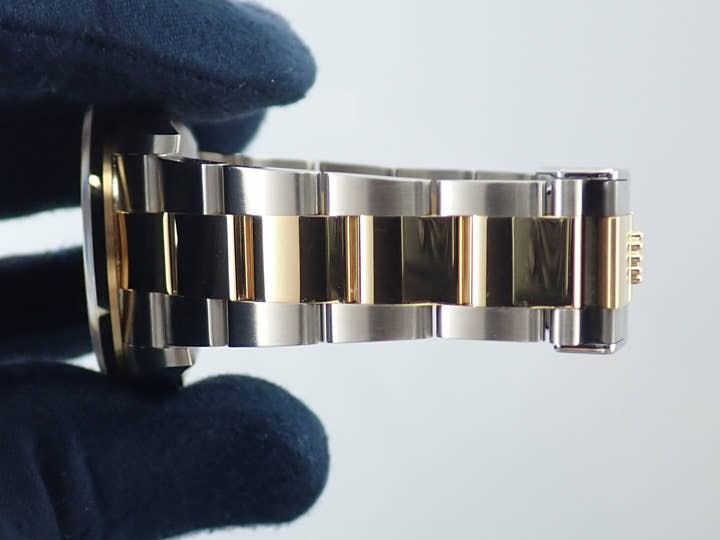 ロレックス エクスプローラー36 Ref.124273 ステンレススチール/イエローゴールド ブラック文字盤