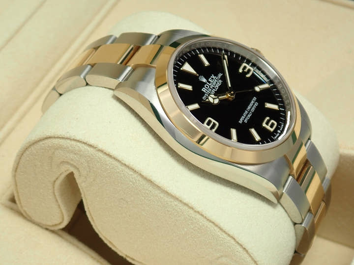 ロレックス エクスプローラー36 Ref.124273 ステンレススチール/イエローゴールド ブラック文字盤