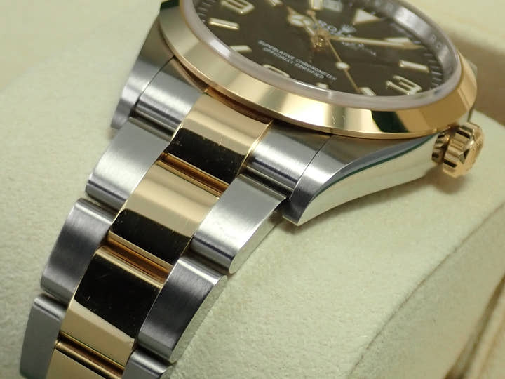 ロレックス エクスプローラー36 Ref.124273 ステンレススチール/イエローゴールド ブラック文字盤