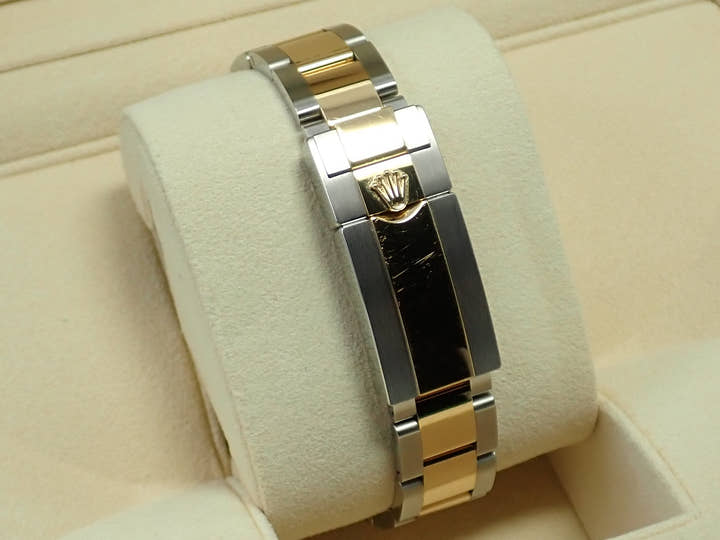 ロレックス エクスプローラー36 Ref.124273 ステンレススチール/イエローゴールド ブラック文字盤