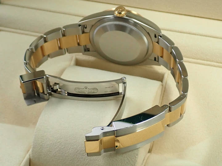 ロレックス エクスプローラー36 Ref.124273 ステンレススチール/イエローゴールド ブラック文字盤