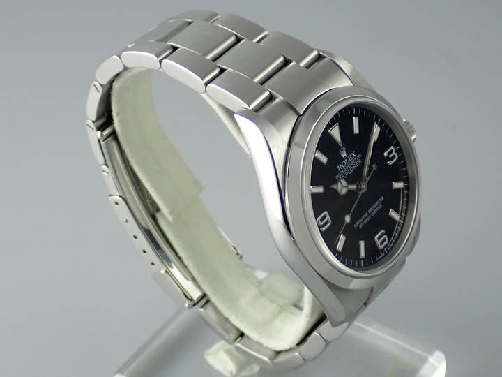 ロレックス エクスプローラーI Ref.114270 ブラック文字盤 中古 explorer-215