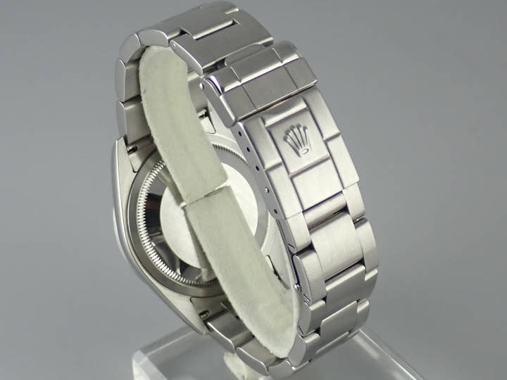 ロレックス エクスプローラーI Ref.114270 ブラック文字盤 中古 explorer-215