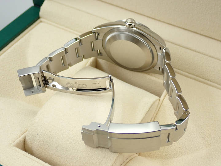 ロレックス エクスプローラー36 Ref.124270 ステンレススチール ブラック文字盤