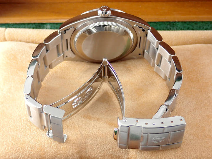 ロレックス エクスプローラーI Ref.14270 ブラック文字盤 中古 explorer-309