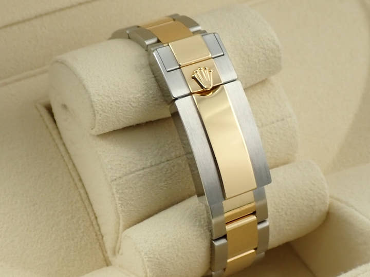 ロレックス エクスプローラー36 Ref.124273 ステンレススチール/イエローゴールド ブラック文字盤