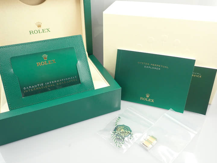 ロレックス エクスプローラー36 Ref.124273 ステンレススチール/イエローゴールド ブラック文字盤