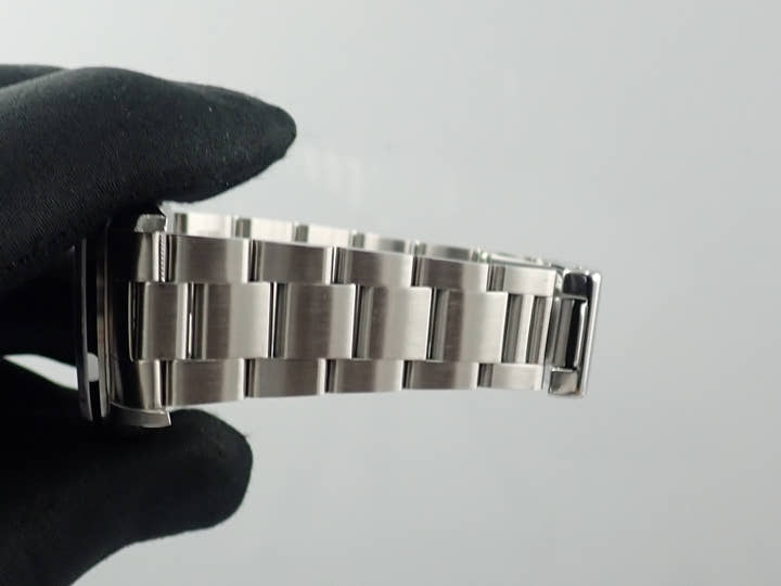 ロレックス エクスプローラーI Ref.14270 ブラック文字盤 中古 explorer-361