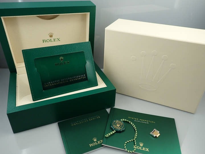 ロレックス エクスプローラー36 Ref.124273 ステンレススチール/イエローゴールド ブラック文字盤