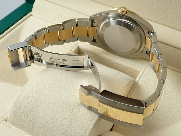 ロレックス エクスプローラー36 Ref.124273 ステンレススチール/イエローゴールド ブラック文字盤