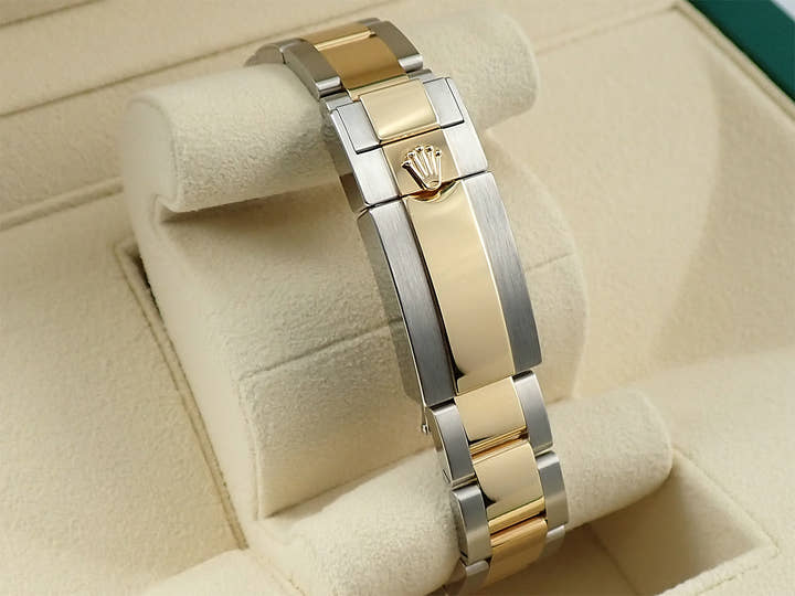 ロレックス エクスプローラー36 Ref.124273 ステンレススチール/イエローゴールド ブラック文字盤