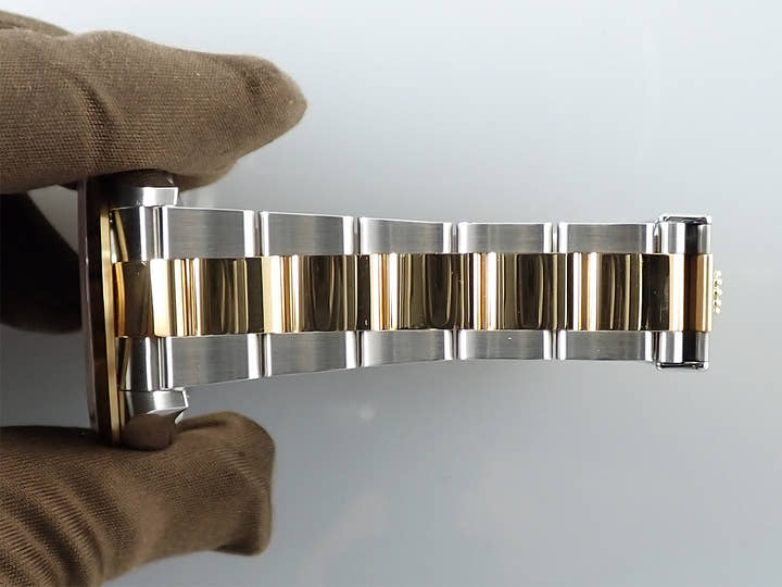 ロレックス エクスプローラー36 Ref.124273 ステンレススチール/イエローゴールド ブラック文字盤