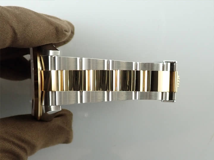 ロレックス エクスプローラー36 Ref.124273 ステンレススチール/イエローゴールド ブラック文字盤