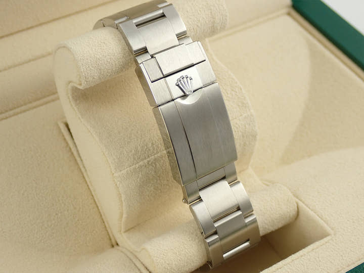 ロレックス エクスプローラーII Ref.226570 ステンレススチール ブラック文字盤