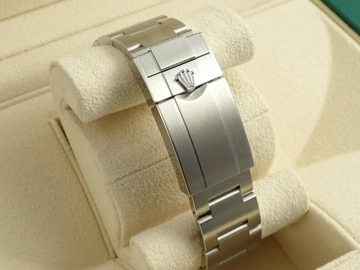 ロレックス エクスプローラーII Ref.226570 ステンレススチール ホワイト文字盤
