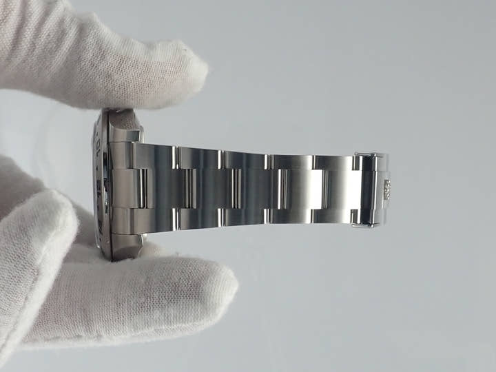 ロレックス エクスプローラーII Ref.216570 ホワイト文字盤 中古 explorer2-92