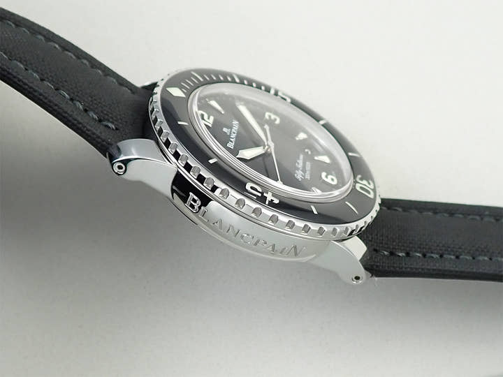 ブランパン フィフティ ファゾムス Ref.5015-1130-52A ブラック文字盤 中古 S4C14H92