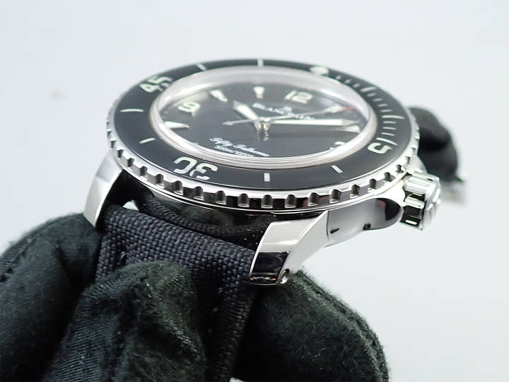 ブランパン フィフティ ファゾムス Ref.5015-1130-52A ブラック文字盤 中古 S4C14H92