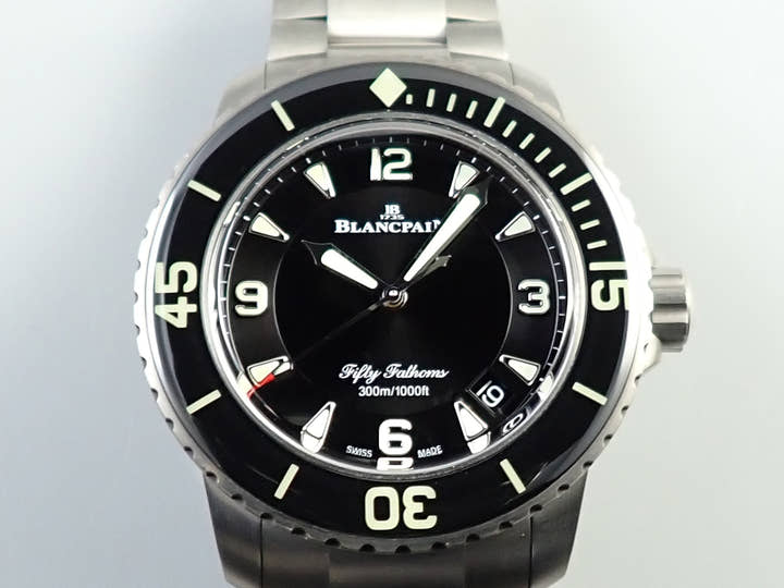ブランパン フィフティ ファゾムス オートマチック Ref.5015-12B30-98B ブラック文字盤 中古 6U4T7292