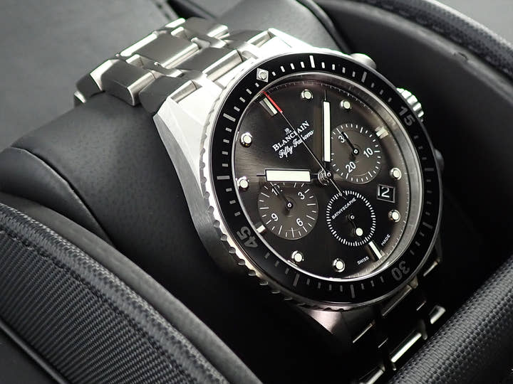 ブランパン フィフティ ファゾムス バチスカーフ フライバック クロノグラフ Ref.5200-1110-70B ブラック文字盤 美品 X27L80PX