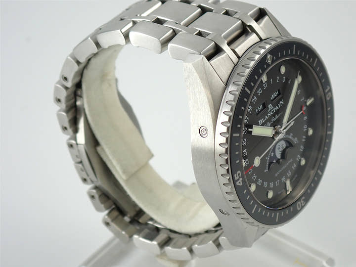 ブランパン フィフティ ファゾムス バチスカーフ コンプリート カレンダー Ref.5054-1110-70B グレー文字盤 美中古 H0593730