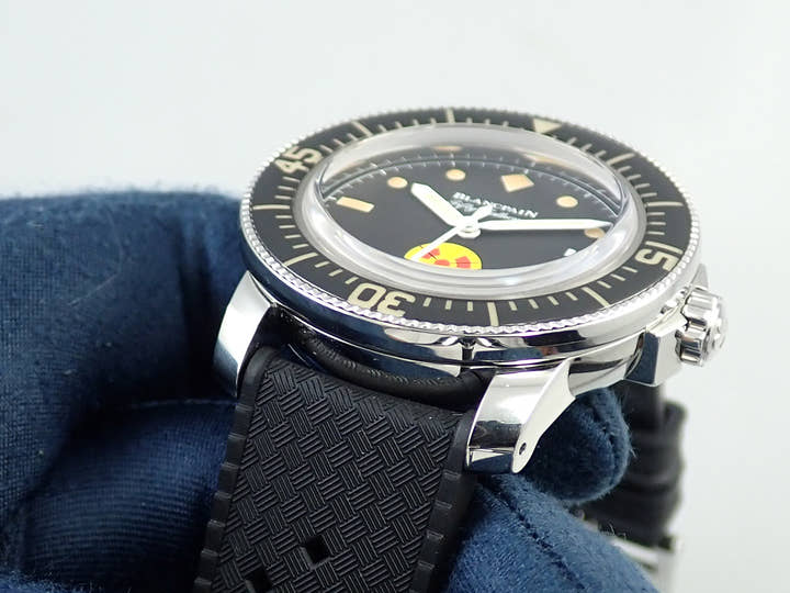 ブランパン フィフティ ファゾムス ノーラド Ref.5008D-1130-B64A ブラック文字盤 極美品 9Z4AV934