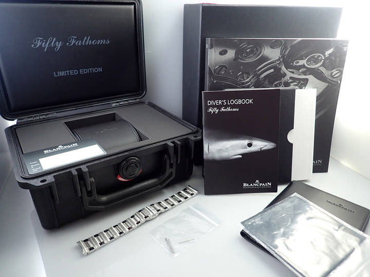 ブランパン フィフティ ファゾムス ノーラド Ref.5008D-1130-B64A ブラック文字盤 極美品 9Z4AV934