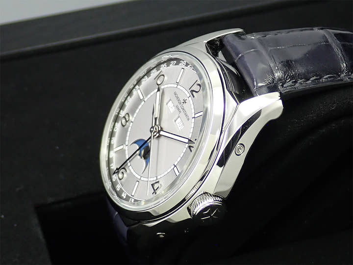 ヴァシュロンコンスタンタン フィフティーシックス コンプリートカレンダー Ref.4000E/000A-B439 シルバー文字盤 未使用 L6CTVXFR