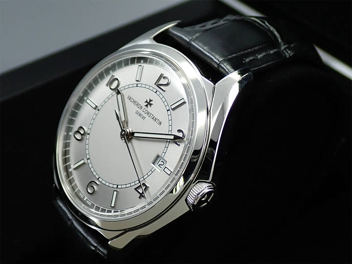 ヴァシュロンコンスタンタン フィフティーシックス オートマティック Ref.4600E/000A-B442 シルバー文字盤 中古 488FY28C