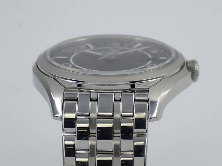 ヴァシュロンコンスタンタン フィフティーシックス オートマティック Ref.4600E/110A-B487 ブルー文字盤 中古 Y8X4K2L3