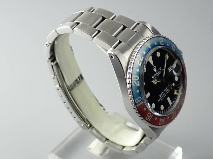 Rolex GMT-Master Ref. 1675 Black Dial, Pre-owned, gmt-master-169, Oyster Bracelet