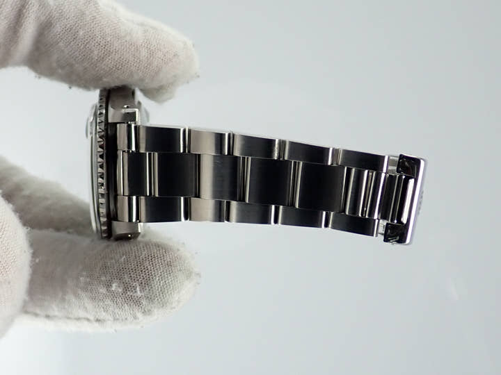 Rolex GMT Master Ref. 1675 Black Dial, Pre-owned, gmt-master-176, Oyster Bracelet