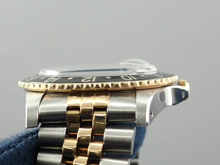 ロレックス GMTマスター Ref.16753 ステンレススチール/イエローゴールド ブラック文字盤 ジュビリーブレスレット 中古 8A9811HU