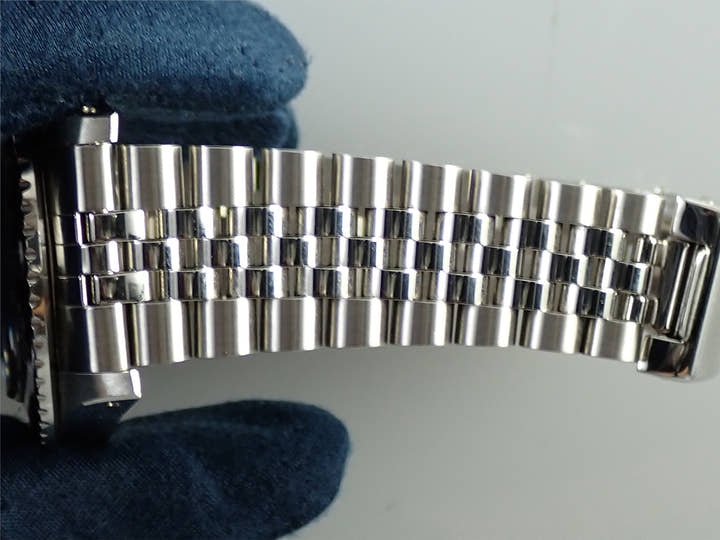 ロレックス GMTマスター Ref.16750 ステンレススチール ブラック文字盤 ジュビリーブレスレット 中古 HXF9TTAU
