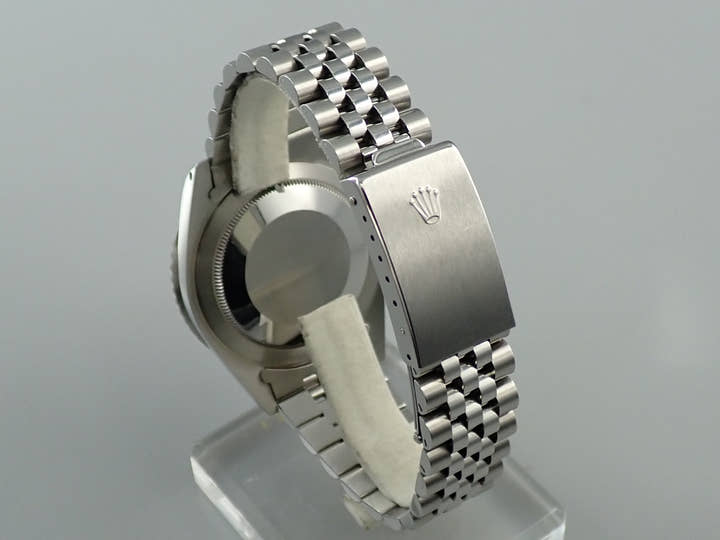 ロレックス GMTマスター Ref.1675 ステンレススチール ブラック文字盤 ジュビリーブレスレット 中古 UV984676