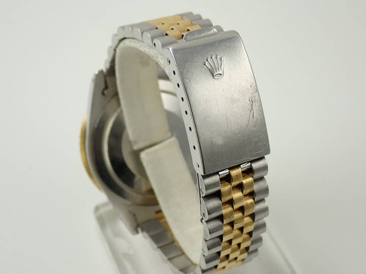 ロレックス GMTマスター Ref.16753 ステンレススチール/イエローゴールド ブラック文字盤 ジュビリーブレスレット 中古 M5X4YAFC