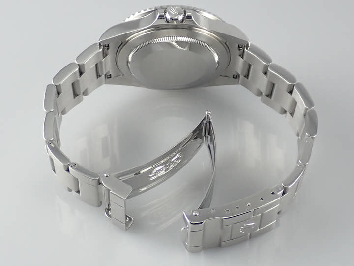 Rolex GMT-Master II Ref. 16710BLRO, black dial, pre-owned, gmt-master2-109, Oyster bracelet.