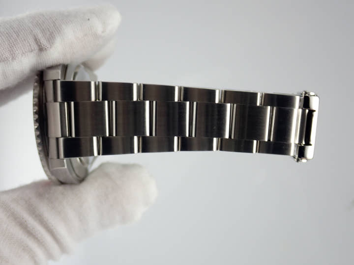 Rolex GMT-Master II Ref. 16710BLRO, black dial, pre-owned, gmt-master2-109, Oyster bracelet.