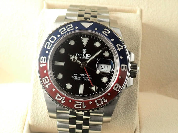 ロレックス GMTマスターII Ref.126710BLRO ブラック文字盤 未使用 gmt-master2-160 ジュビリーブレスレット