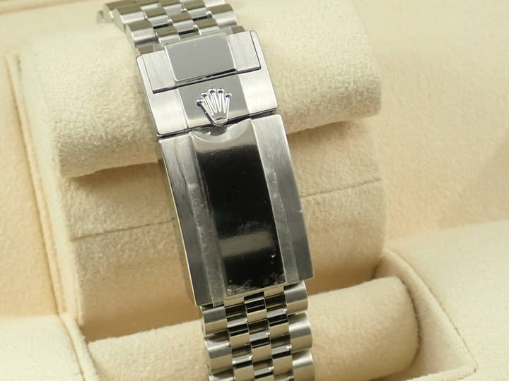 ロレックス GMTマスターII Ref.126710BLRO ブラック文字盤 未使用 gmt-master2-160 ジュビリーブレスレット